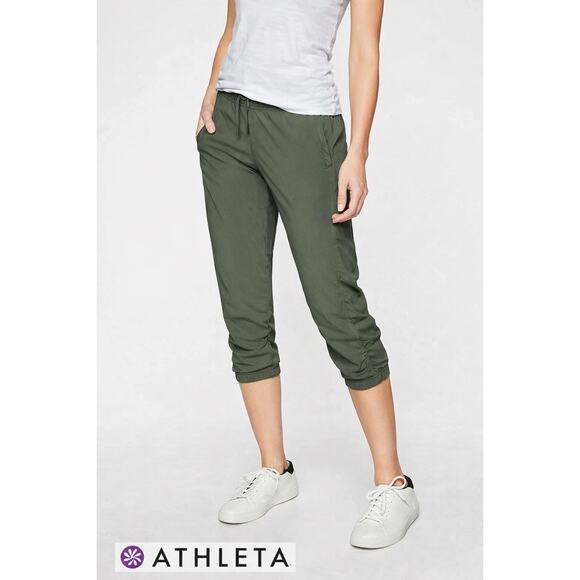 Athleta Pants - Athleta Women’s La Viva Crop Jogger Size 10 Sage Green Stretch Ankle Pants EUC